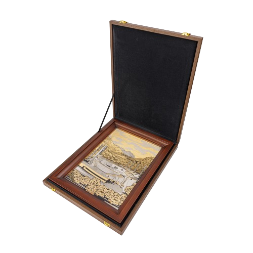 Панно "Медеу"